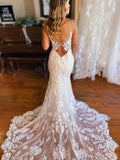 Elfenbeinfarbenes Meerjungfrau Hochzeitskleid mit offenem Rücken und langer Spitze