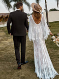 Elfenbein und Champagner Spitze Boho Hochzeitskleid mit Cape